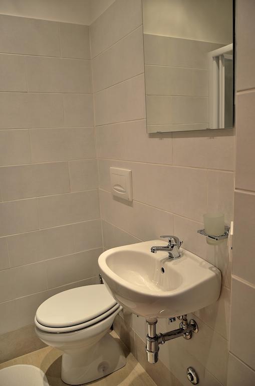 Chambre Simple avec Salle de Bains Commune