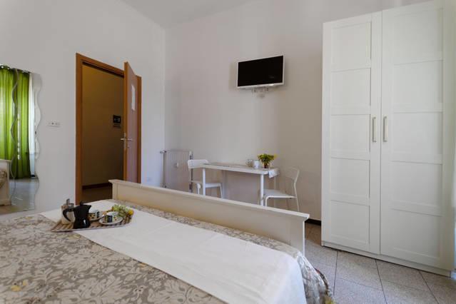 Chambre Triple avec Salle de Bains Privative Séparée
